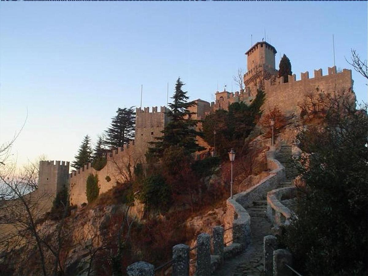 Hotel La Rocca 산마리노 외부 사진