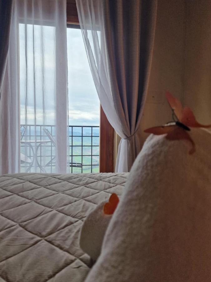 Hotel La Rocca 산마리노 외부 사진